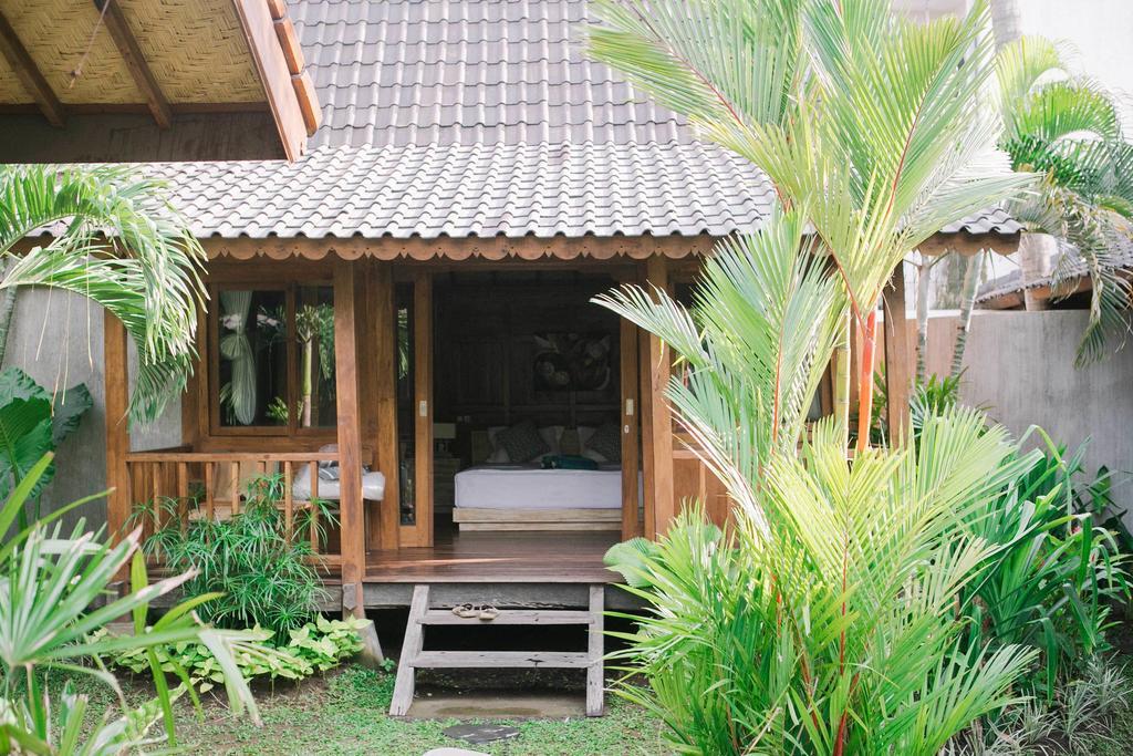 Hotel Eat Sleep Skate Sanur Exterior foto