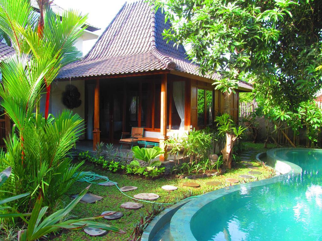 Hotel Eat Sleep Skate Sanur Zimmer foto